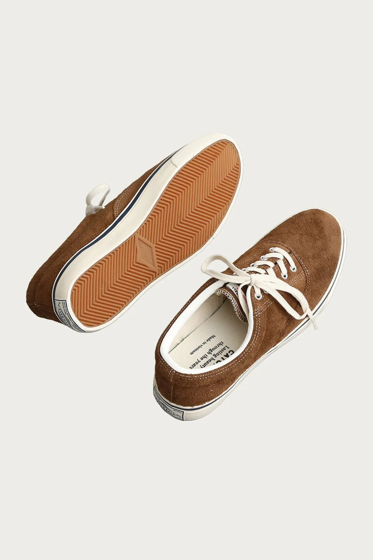D02-005 - Suede Brown