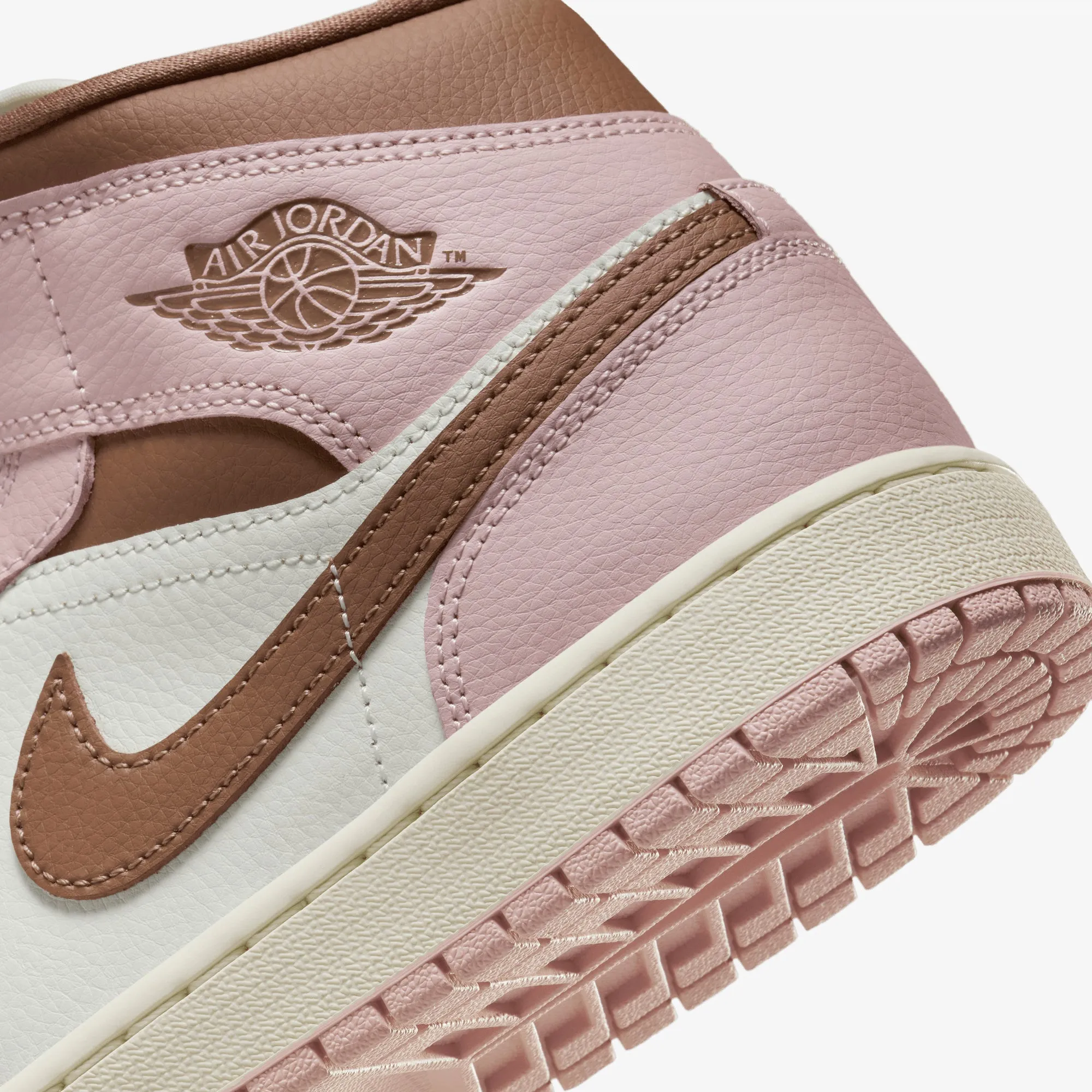 JORDAN | WMN'S AIR JORDAN 1 MID { PINK OXFORD/ARCHAEO BROWN-SAIL