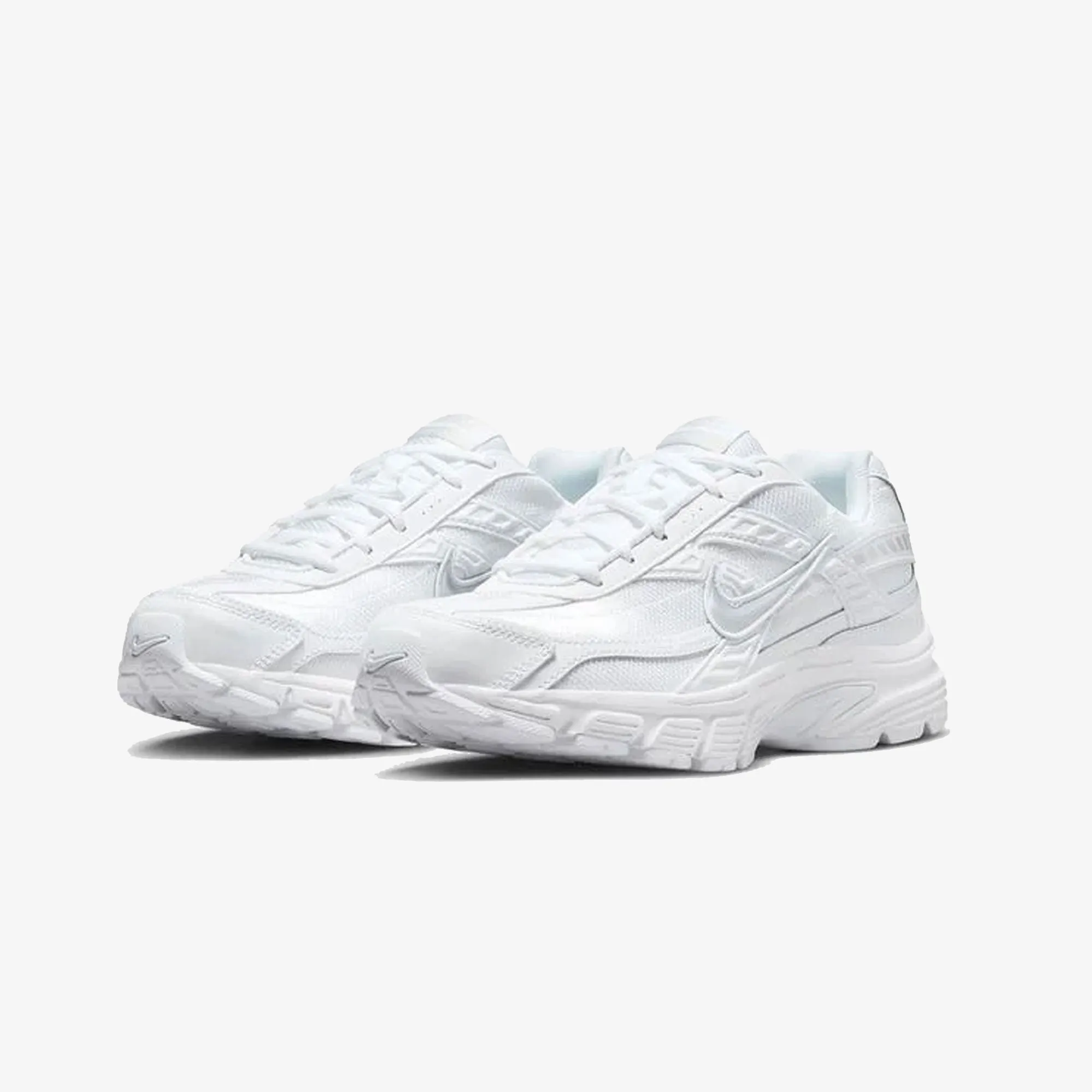 NIKE | WMN'S INITIATOR { WHITE/METALLIC SILVER-PHOTON DUST